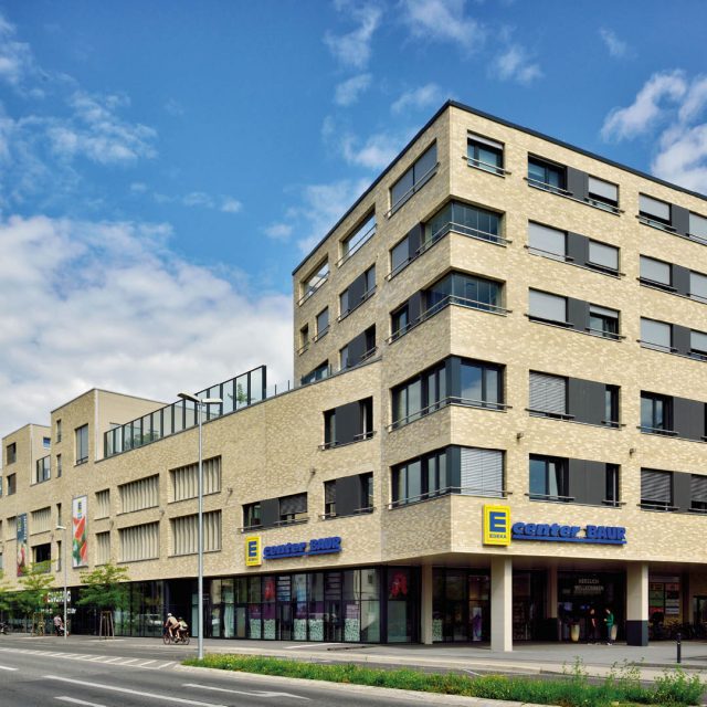 Das Parkhaus des EDEKA Baur in Konstanz ist Spielstätte beim Bodenseefestival