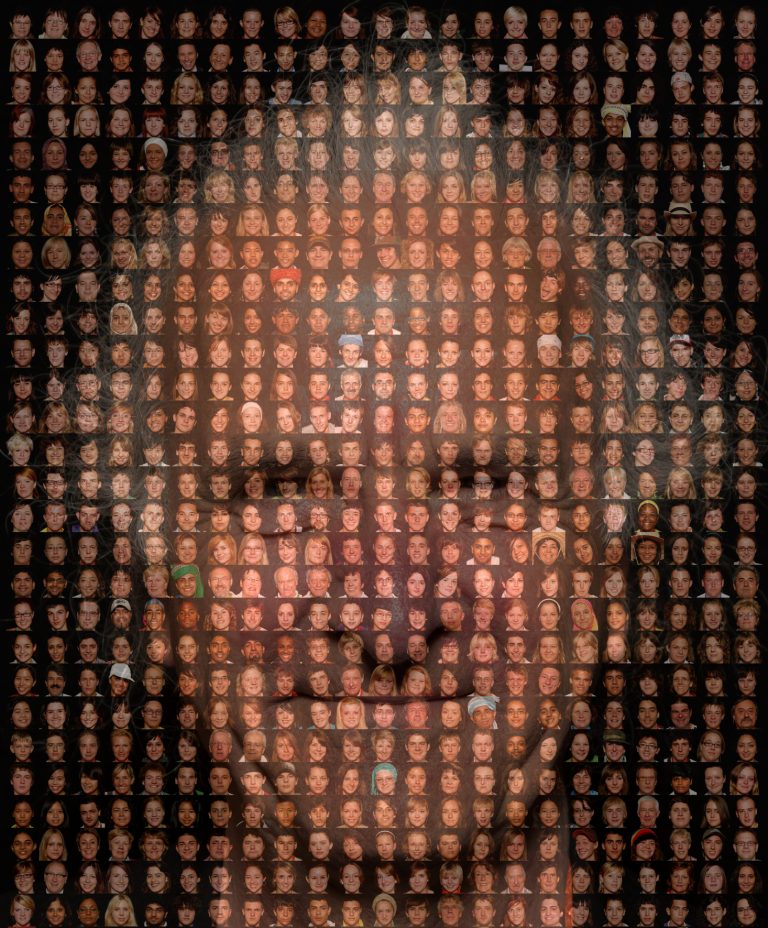 Der Medienkünstler Wolf Nkole Helzle mit seinem Projekt "... und ich bin ein Teil von" ist beim Bodenseefestival 2026 zu erleben.