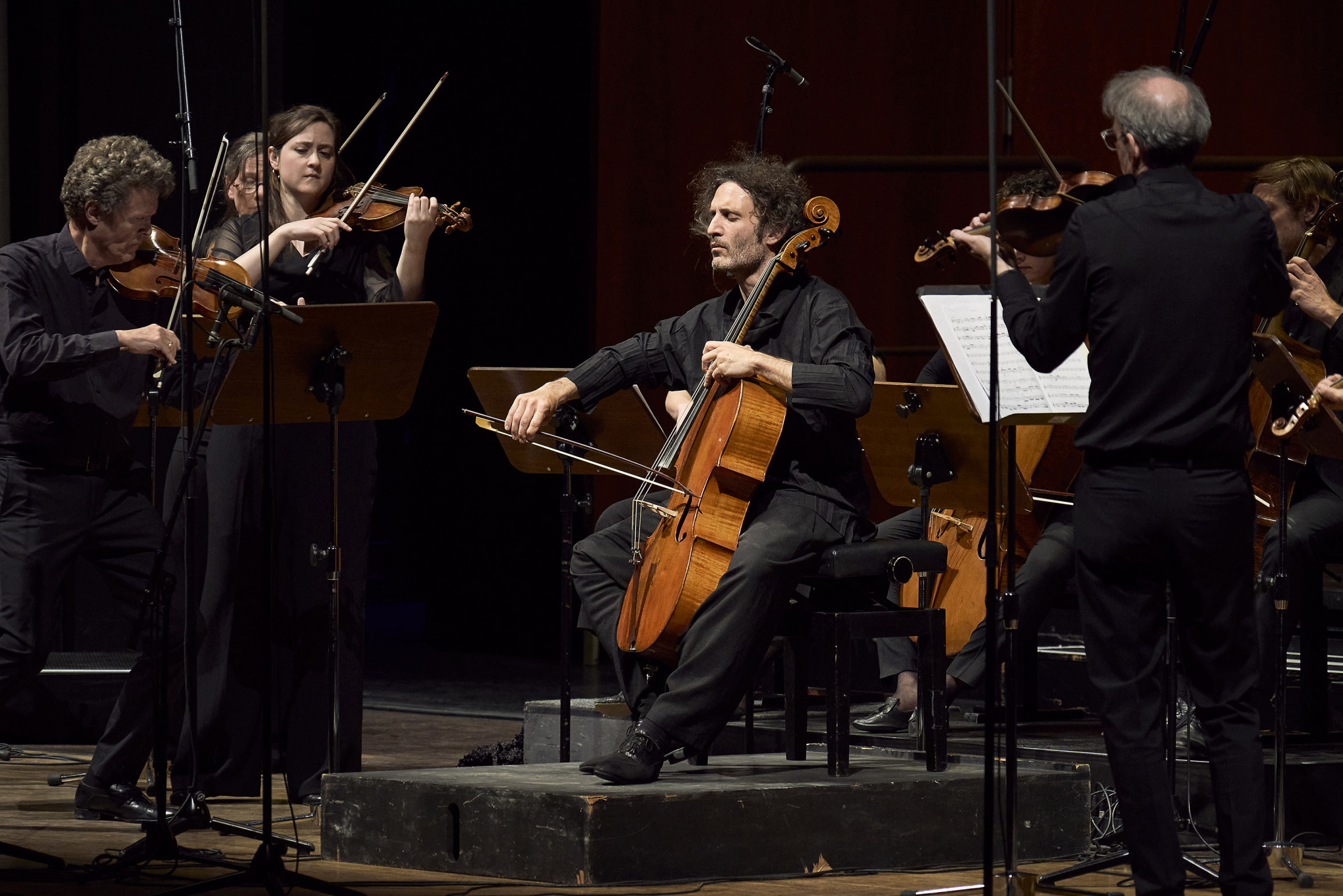 Das Freiburger Barockkorchester und Cellist Nicolas Altstaedt eröffnen das Bodenseefestival 2026 im Graf-Zeppelin-Haus in Friedrichshafen